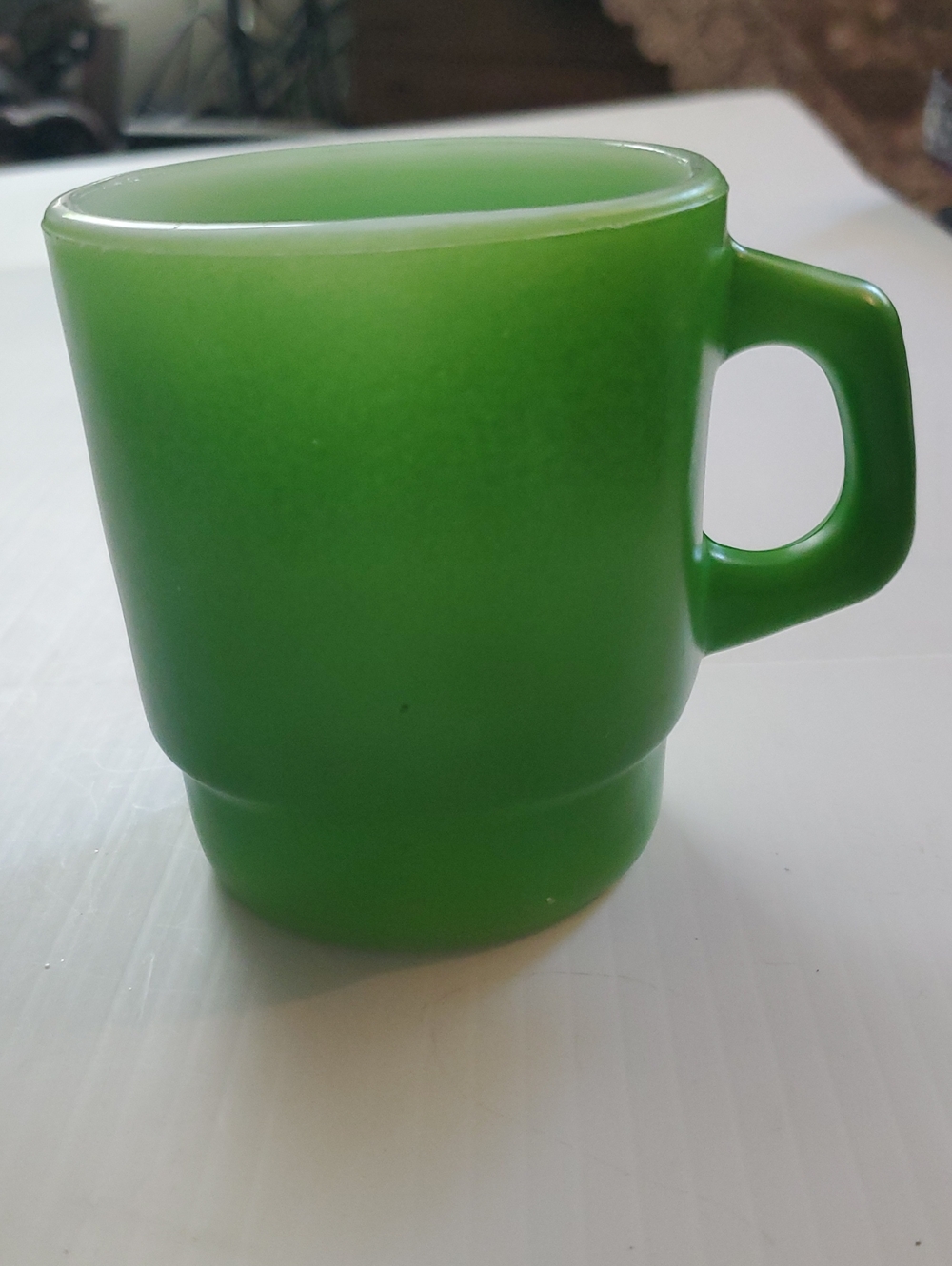 Green Vintage-Style Glass Coffee Mug